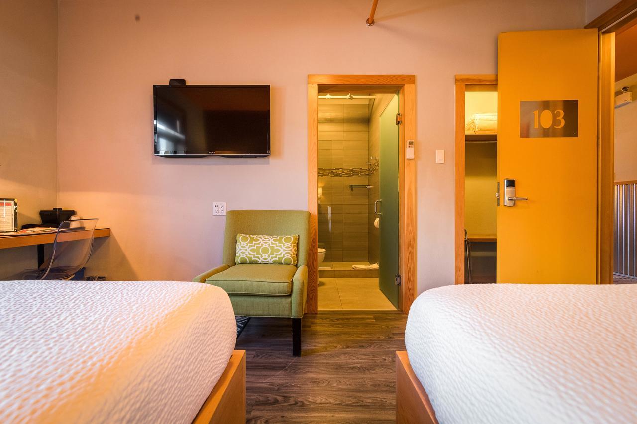 Adventure Hotel Nelson Exterior photo