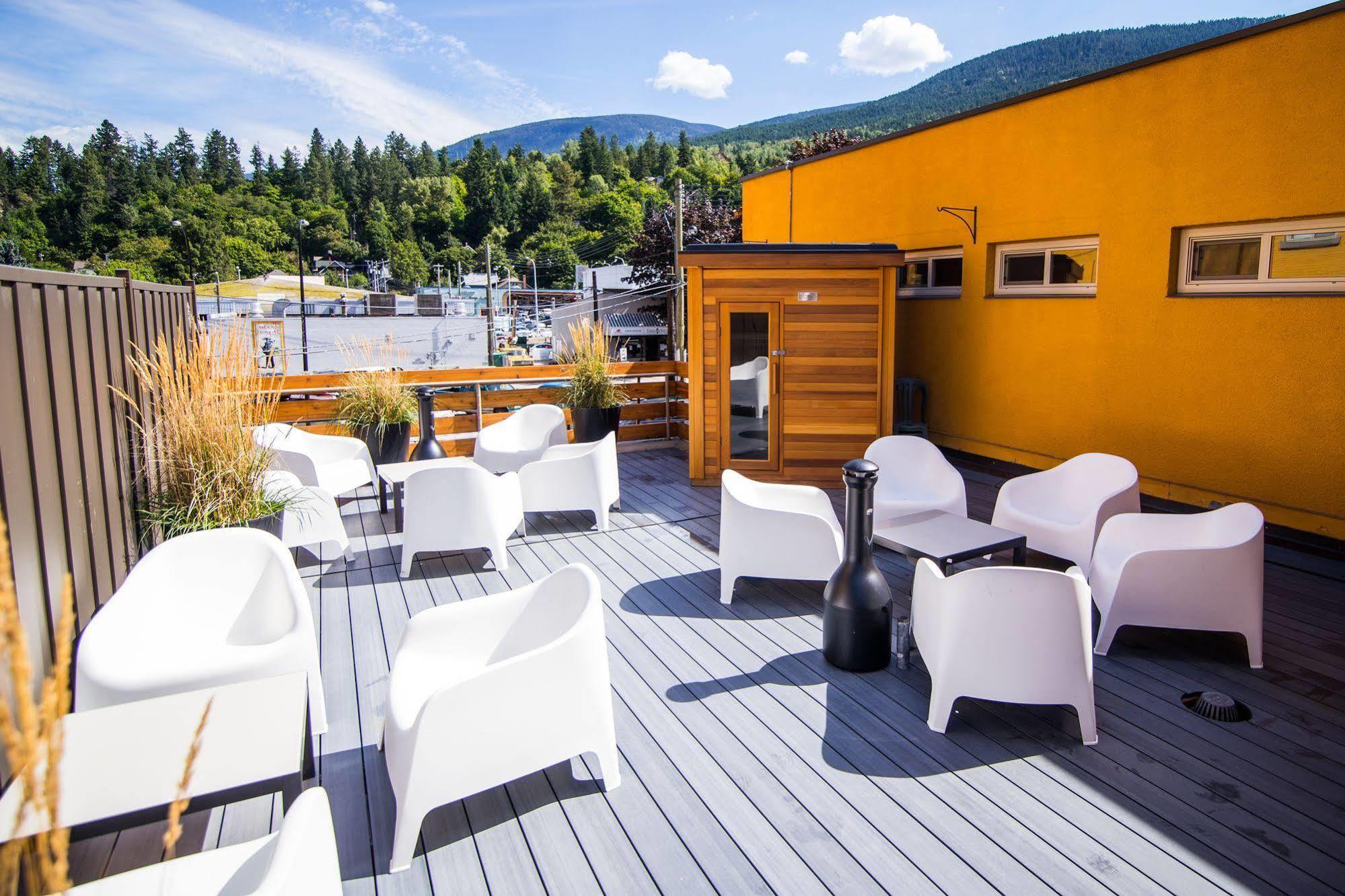 Adventure Hotel Nelson Exterior photo